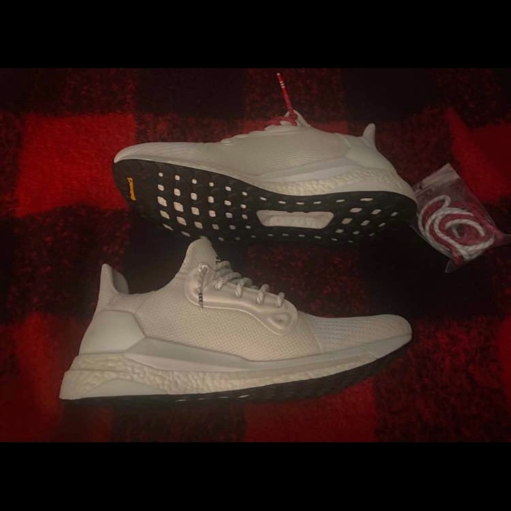 Human Made Solar Hu Ultraboost size 11.5 - Picture 4 of 4